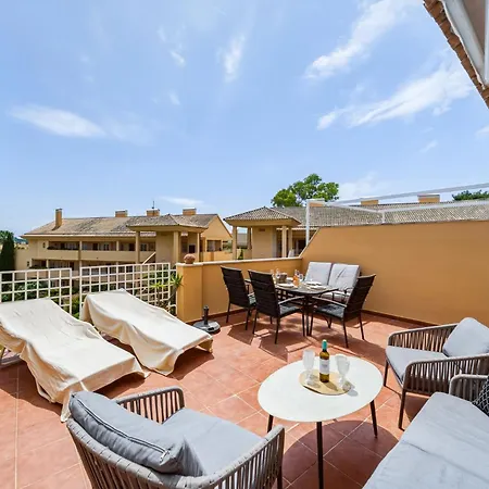 Spacious Penthouse In Elviria With 4 Pools And Large Terrace